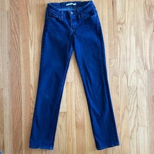 Levi’s 714 straight jeans, dark blue. Size 26.
